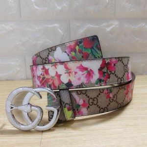 Gucci floral belt